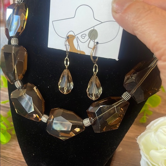 Brown Faceted Crystal Necklace Statement Jewelry - Picture 3 of 7